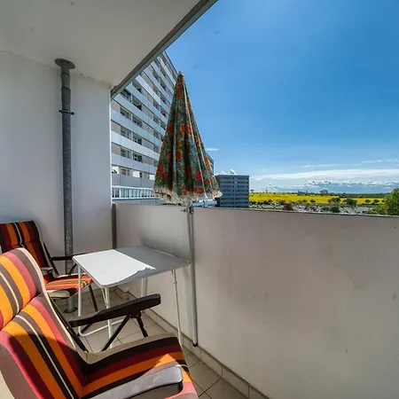 - Haus D, App 0d0405
